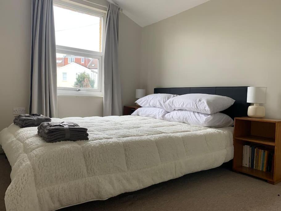 Central 2 Bed Flat. Free Parking Μπρίστολ Εξωτερικό φωτογραφία